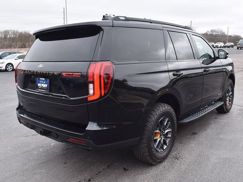 New 2026 Ford Expedition Tremor image 16