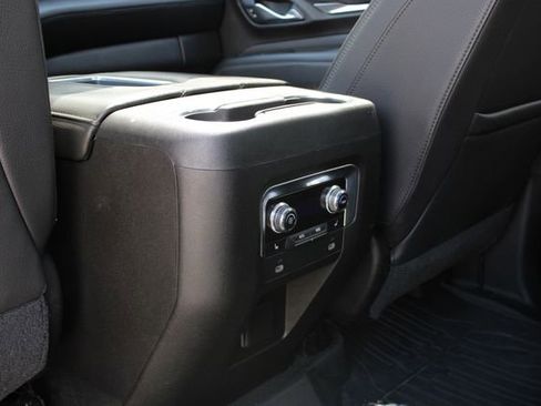 Used 2021 GMC Yukon Denali w/ Advanced Technology Package AWD/4WD image 23