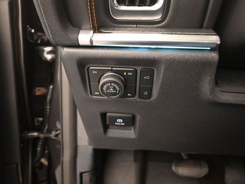 New 2026 Ford Expedition Tremor image 12