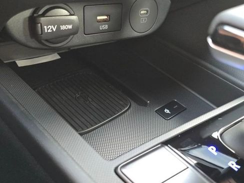 New 2026 Hyundai Elantra SEL Sport image 7