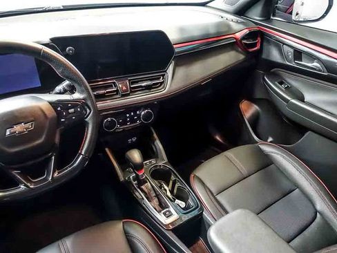 Certified 2025 Chevrolet TrailBlazer RS w/ Driver Confidence Package FWD image 17