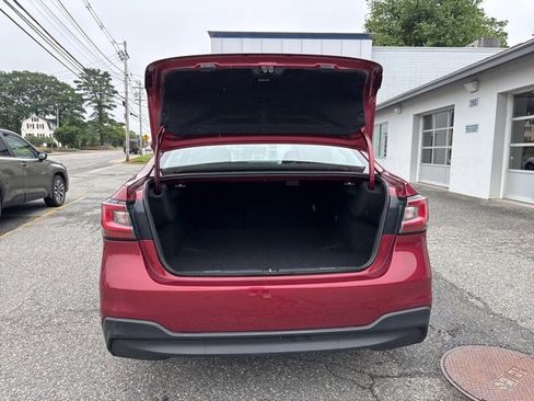 Used 2022 Subaru Legacy Limited image 10