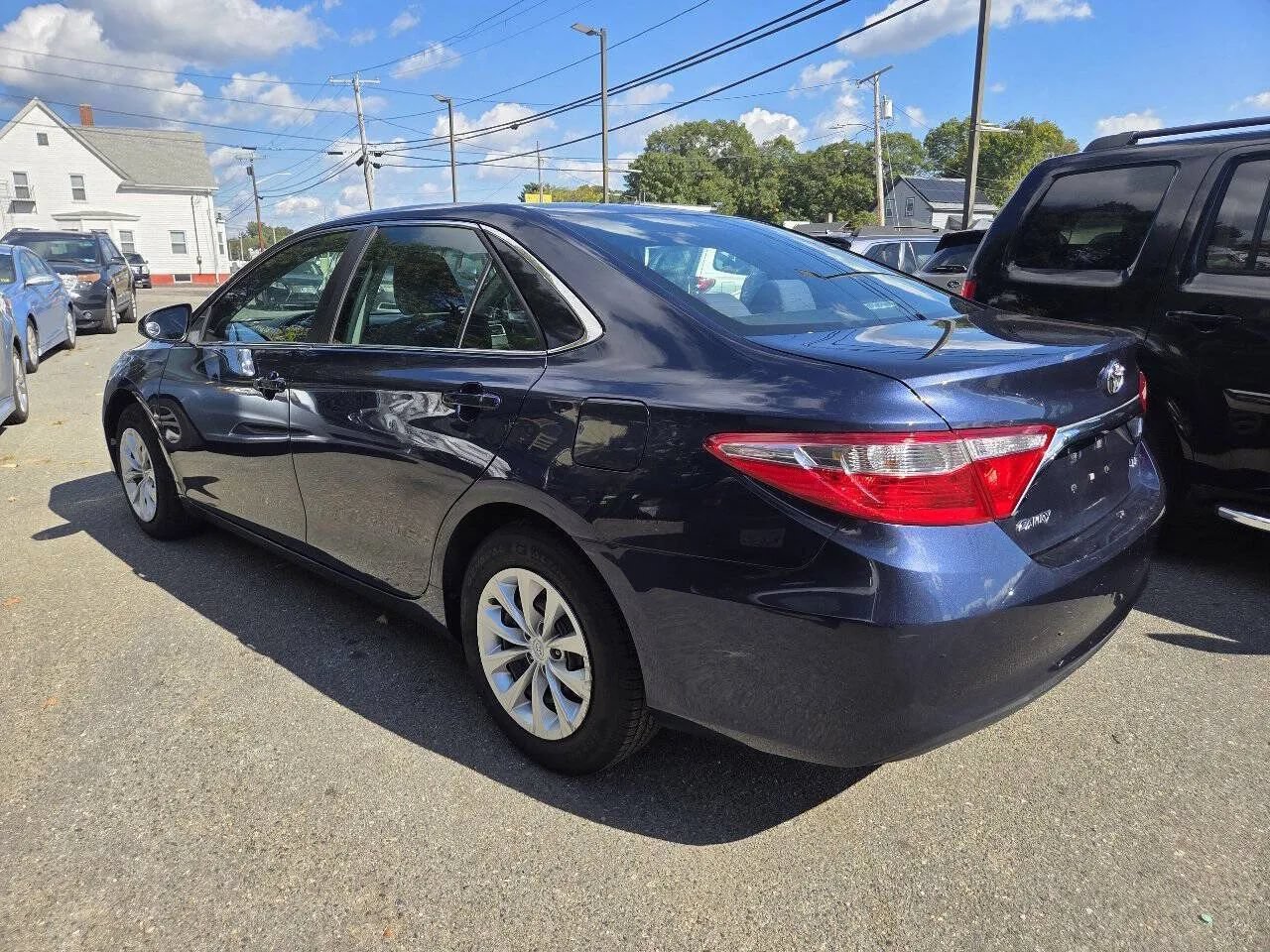 Used 2015 Toyota Camry LE FWD image 24