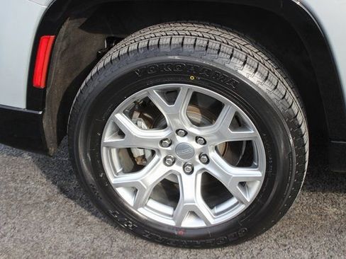 Used 2022 Jeep Wagoneer Series II image 38