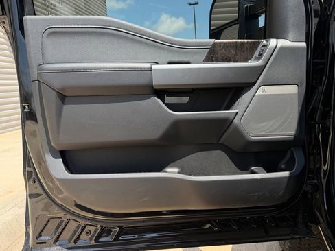 New 2026 Ford F250 Lariat AWD/4WD image 17