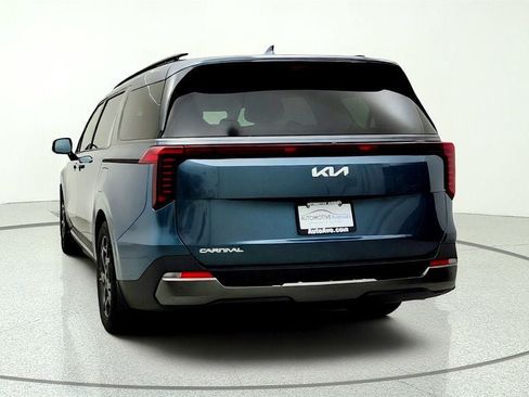 Used 2025 Kia Carnival SX Prestige FWD image 6
