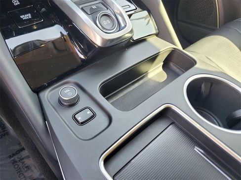 Used 2026 Acura MDX w/ Technology Package image 35