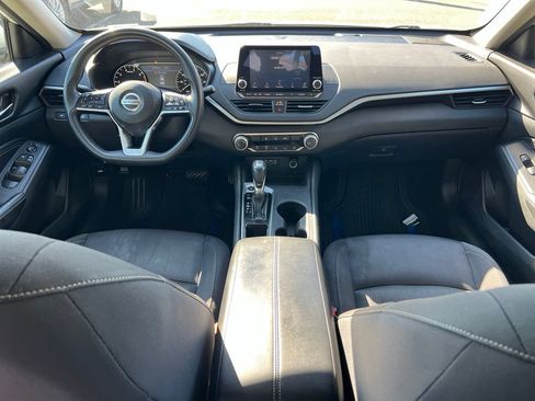 Used 2019 Nissan Altima 2.5 S FWD image 10