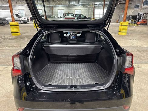 Certified 2022 Toyota Prius AWD image 11