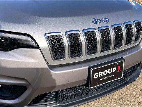 Used 2019 Jeep Cherokee Latitude w/ Popular Appearance Group image 28