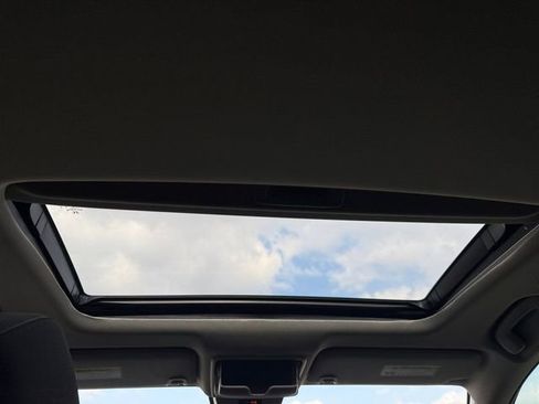 Used 2025 Honda Accord SE image 7