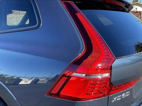 New 2025 Volvo XC60 B5 Core w/ Protection Package Premier image 25