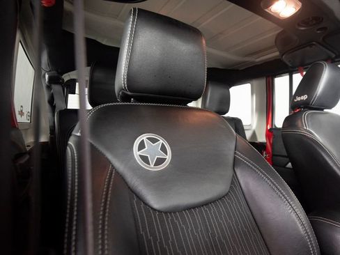 Used 2015 Jeep Wrangler Unlimited Sport AWD/4WD image 30