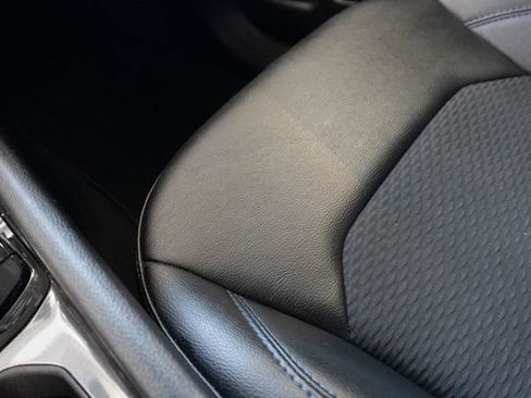 Used 2022 Jeep Compass Latitude FWD image 28