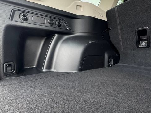Certified 2024 Subaru Forester Premium AWD/4WD image 11