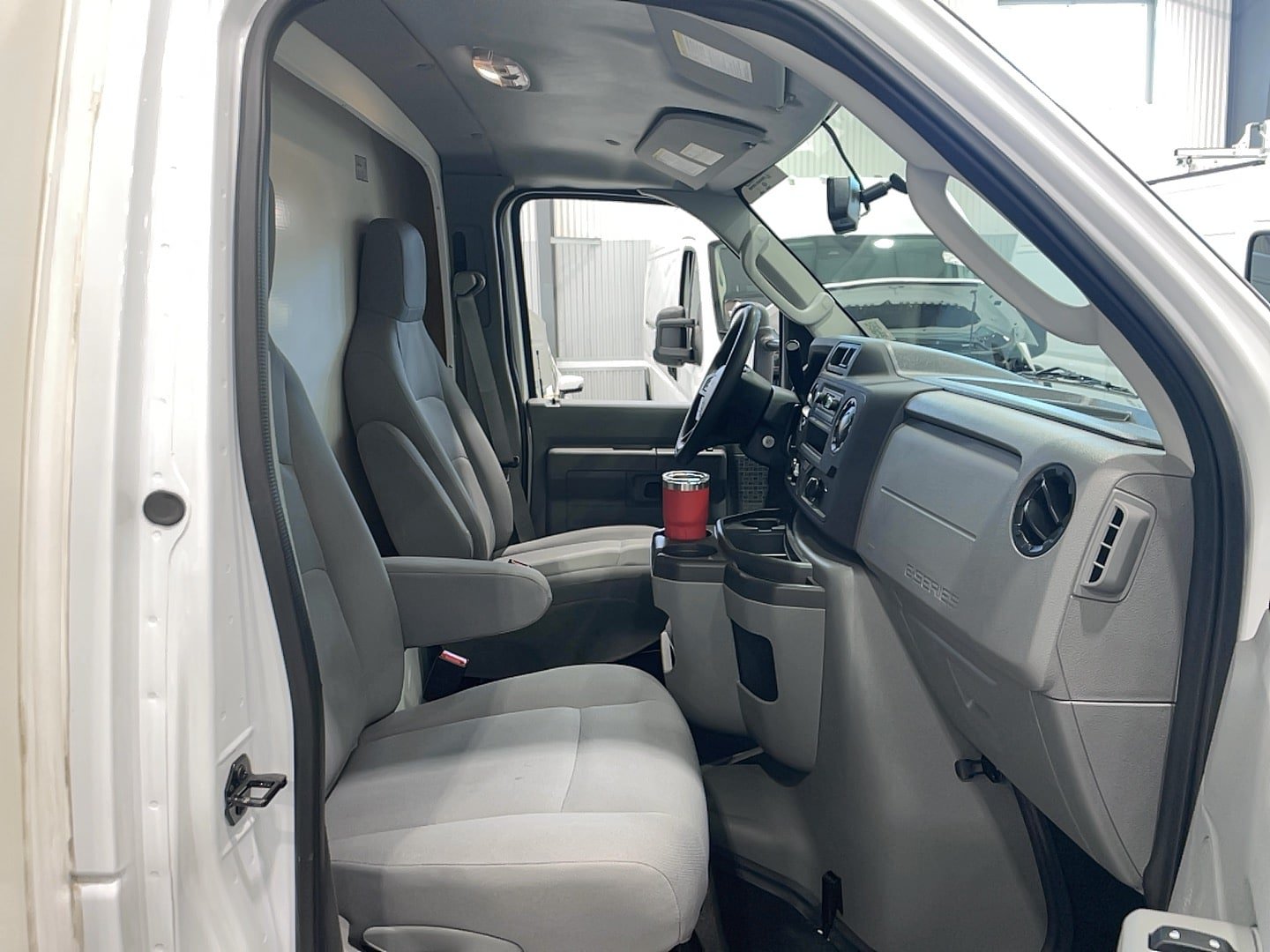 Used 2024 Ford E-450 and Econoline 450 Super Duty w/ Power Windows & Locks Group RWD image 13