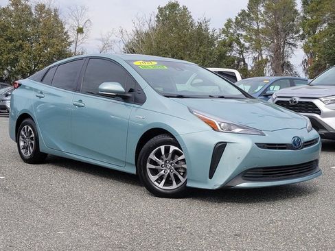 Used 2021 Toyota Prius XLE image 37