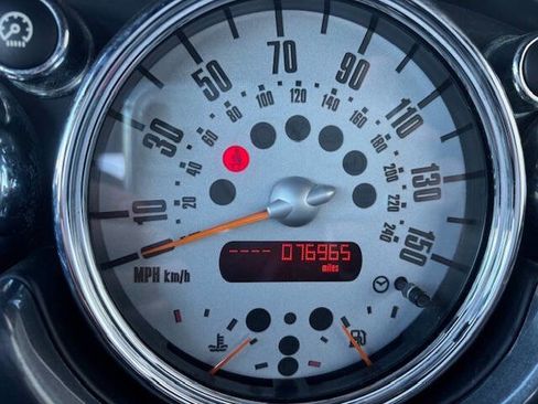 Used 2005 MINI Cooper Convertible image 6