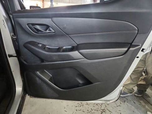 Used 2019 Chevrolet Traverse LT w/ LT Premium Package AWD/4WD image 26