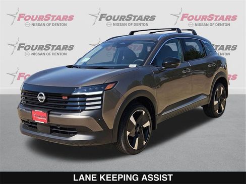 New 2026 Nissan Kicks SR image 9