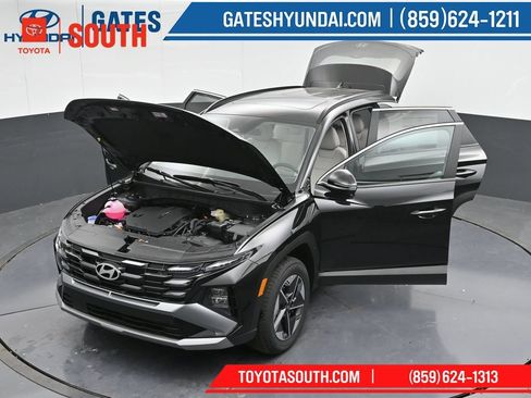 Used 2025 Hyundai Tucson SEL AWD/4WD image 55