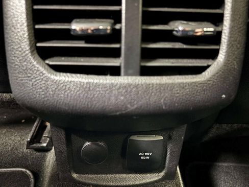 Used 2018 Ford Fusion SE w/ Equipment Group 601A image 22