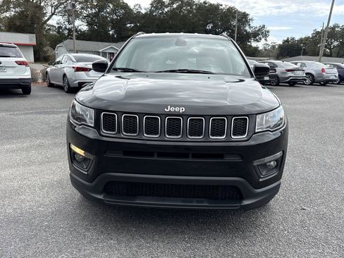 Used 2019 Jeep Compass Latitude w/ Popular Equipment Group image 8