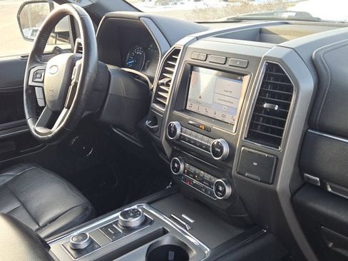 Used 2018 Ford Expedition Max XLT w/ Equipment Group 202A image 6