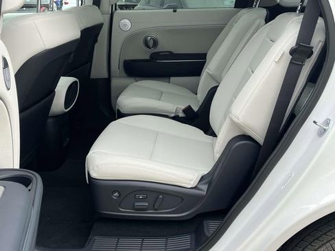 New 2026 Hyundai Palisade Calligraphy FWD image 13