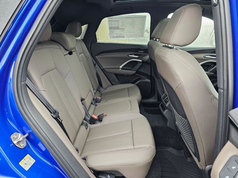 New 2025 Audi Q5 Premium Plus image 14