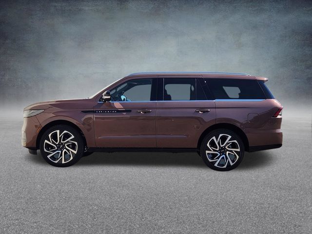 New 2027 Lincoln Navigator Black Label AWD/4WD image 4