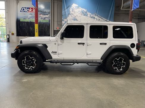 Used 2021 Jeep Wrangler Unlimited Sport w/ Sun And Sound Package AWD/4WD image 2