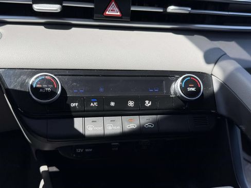 Certified 2023 Hyundai Elantra SEL FWD image 29