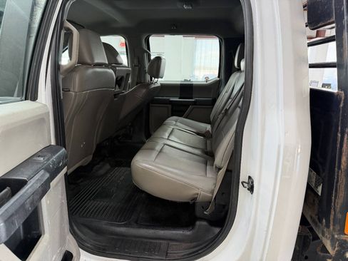 Used 2019 Ford F250 XL w/ Power Equipment Group AWD/4WD image 11