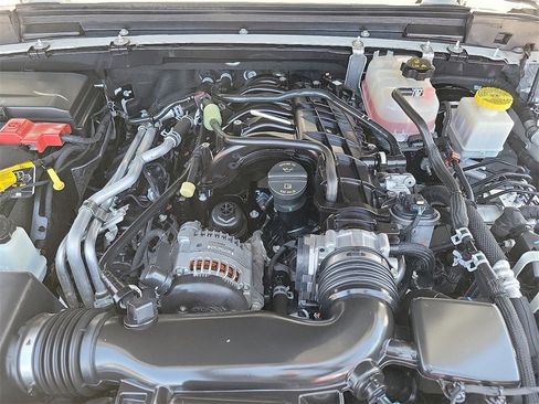 Used 2022 Jeep Gladiator Overland w/ Trailer Tow Package image 25