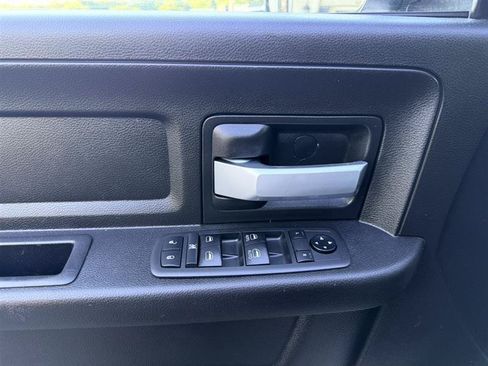 Used 2019 RAM 2500 Tradesman w/ Chrome Appearance Group AWD/4WD image 23