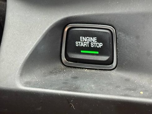 Used 2020 Chevrolet Camaro SS RWD image 17
