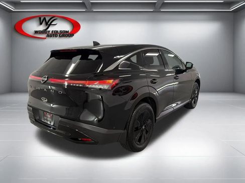Used 2025 Nissan Murano SV AWD/4WD image 6