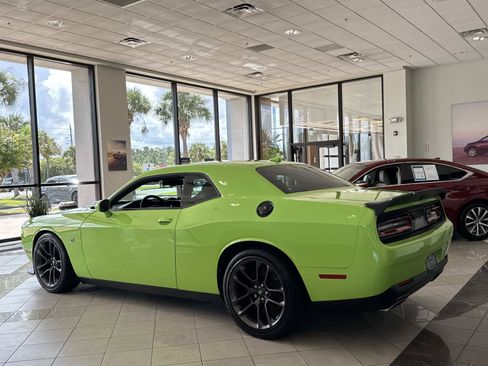 Used 2023 Dodge Challenger R/T Scat Pack w/ Plus Package RWD image 5