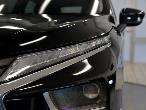 Used 2022 Mitsubishi Eclipse Cross ES image 11