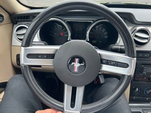 Used 2006 Ford Mustang GT RWD image 9