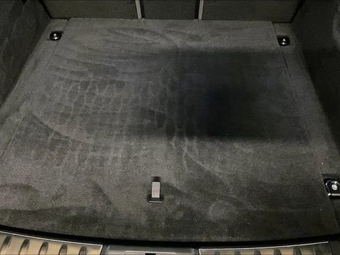 Certified 2025 Jaguar F-PACE R-Dynamic S image 33