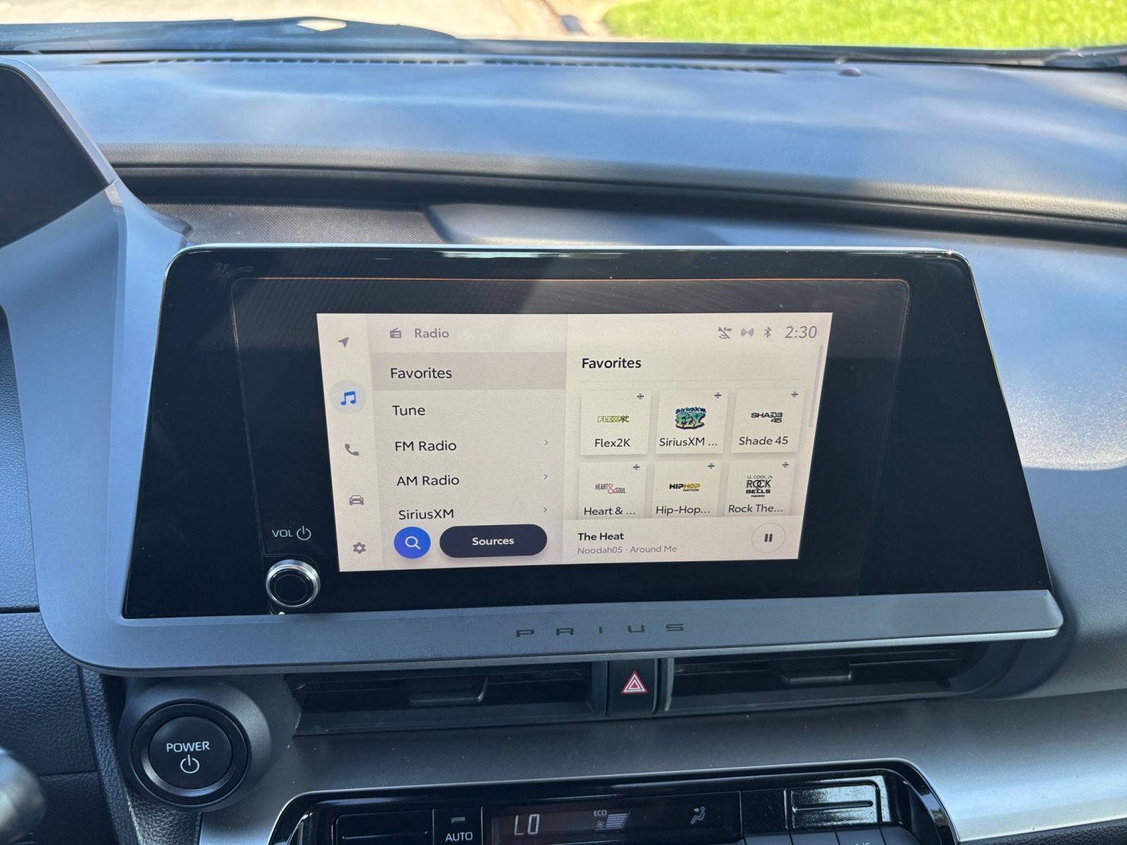 Used 2023 Toyota Prius LE FWD image 19