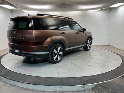 Used 2024 Hyundai Santa Fe Limited image 6