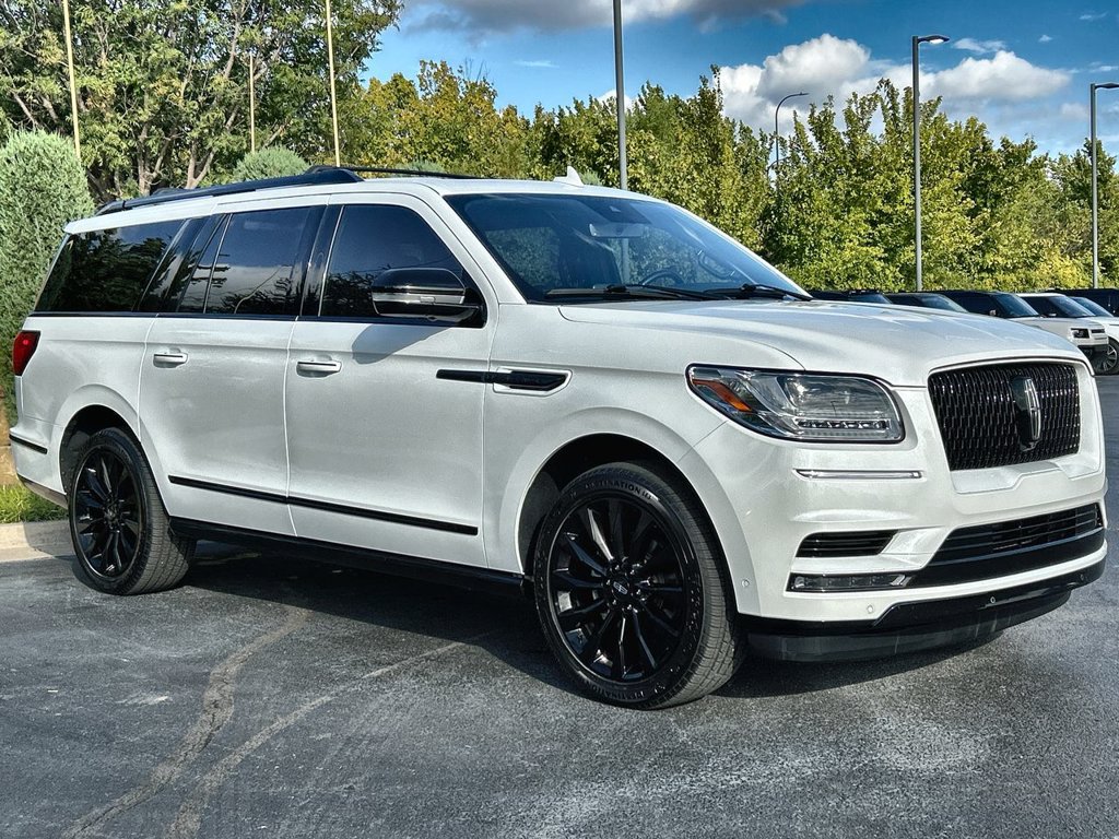 Used 2021 Lincoln Navigator L Reserve w/ Luxury Package AWD/4WD image 7
