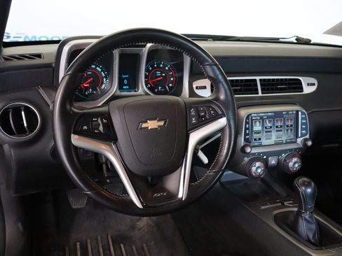 Used 2014 Chevrolet Camaro SS RWD image 17