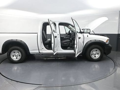 Used 2024 RAM 1500 Tradesman AWD/4WD image 36