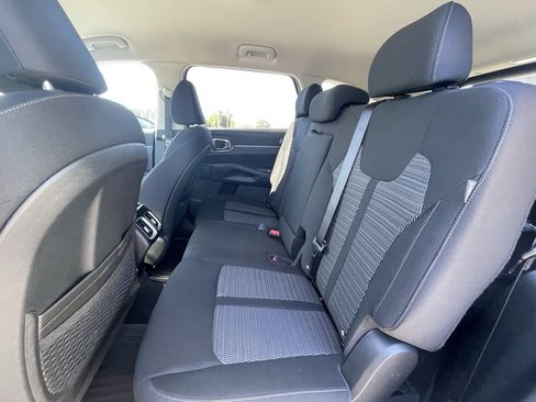 New 2026 Kia Sorento LX image 24