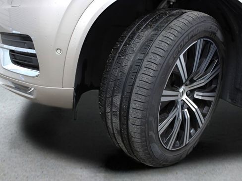 Used 2023 Volvo XC90 B5 Plus w/ Protection Package Premier image 45