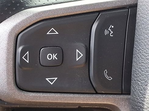 Used 2024 RAM 2500 Tradesman w/ Chrome Appearance Group image 20